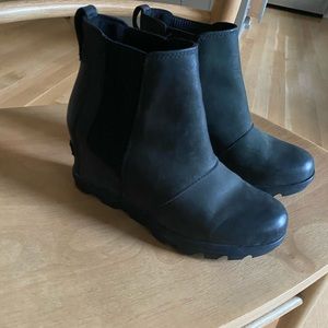 Sorel Joan of Arctic wedge II Chelsea boot